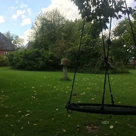 Rosenlund Bed & Breakfast *