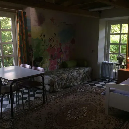 Rosenlund * Skovsgårde