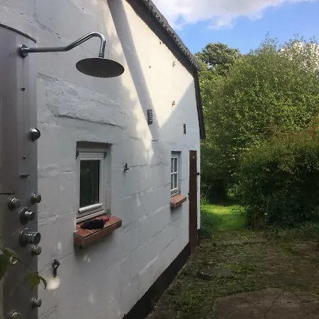 Rosenlund Bed & Breakfast *